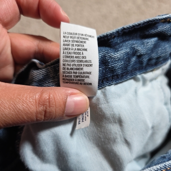 American Eagle Shorts Womens 6 Blue Jean Midium Rise Stretch Raw Hem - Picture 4 of 8